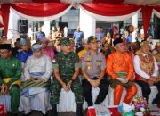 HUT ke-63 Pemprov Kalbar, Kasdam XII/Tpr Serahkan Piala Lomba Sekolah Sehat