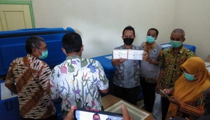 Vaksin Sinovac Tiba di Tulungagung, Nakes dan Pejabat Publik Prioritas Tahap Pertama