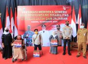 Penyandang Disabilitas dan Kaum Marginal Terima Vaksin Sinofarm di Mapolres Kediri