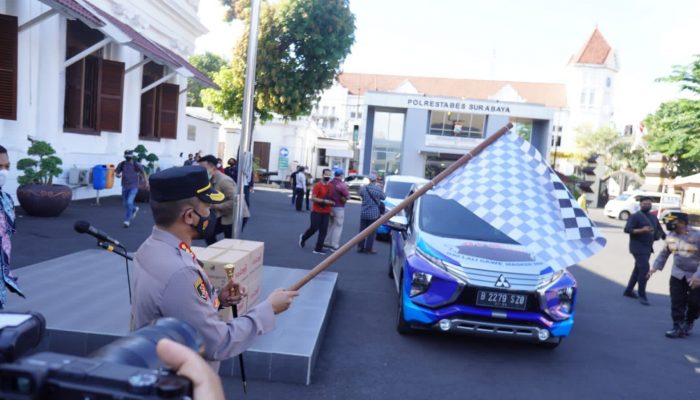 Polrestabes Surabaya Luncurkan Mobil Masker Keliling