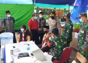 Kapolres Ponorogo Bersama Dandim Tinjau Serbuan Vaksinasi di MTsN 1 Jetis Ponorogo