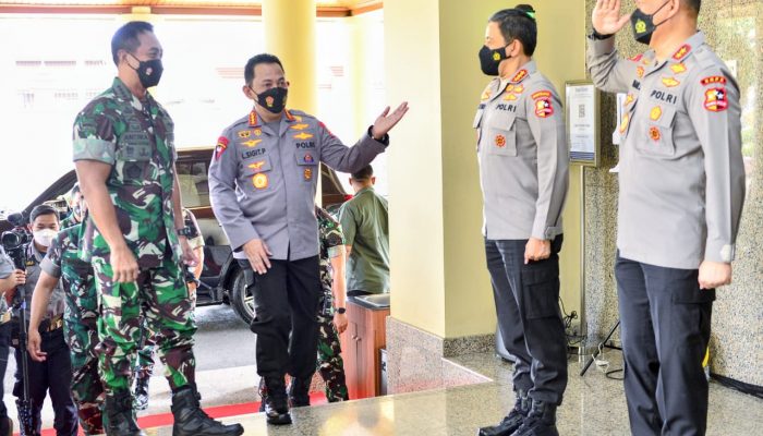 Bertemu Panglima, Kapolri Pastikan Sinergitas dan Soliditas TNI-Polri Ditingkatkan