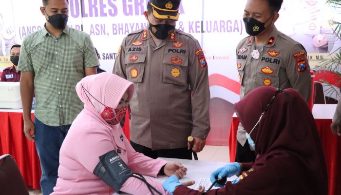 Ratusan Personel Polres Gresik Terima Vaksinasi Booster