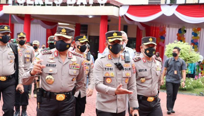 Lakukan Kunjungan Kerja, Kabaharkam Polri Cek Pelaksanaan Vaksinasi Polres Batu