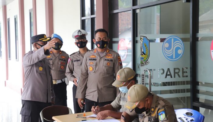Kapolres Kediri Bersama Satpol PP Sidak Oprasi Yustisi