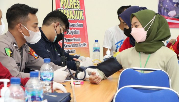 Kejar Herd Immunity Jelang Puasa, Kapolres Nganjuk Terus Lakukan Percepatan Vaksinasi