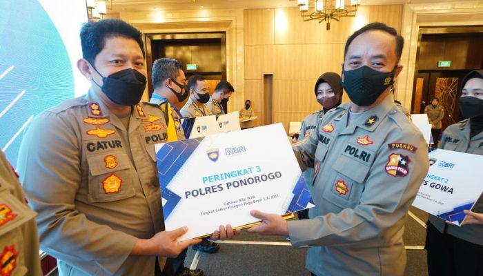 Kapolres Ponorogo Dapat Penghargaan Dari Kementrian Keuangan RI