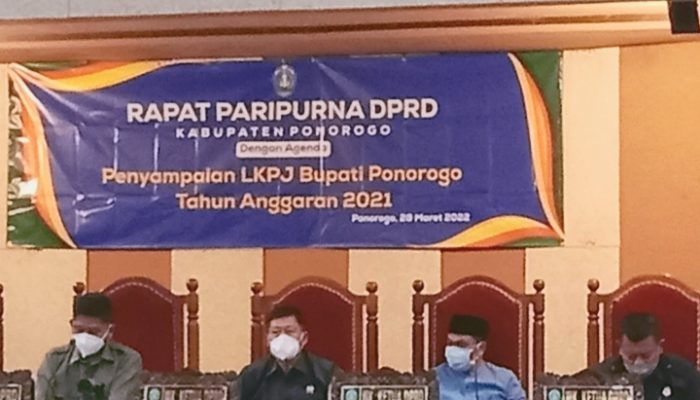 DPRD Ponorogo Gelar Rapat Paripurna LKPJ Bupati Tahun 2021, Para Wakil Rakyat Sepakat Dibentuk Pansus