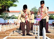 Peringati HUT Gerakan Pramuka ke 61, Dandim 0802/Ponorogo Pimpin Ziarah Ke Taman Makam Pahlawan