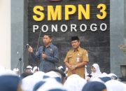 Ketua DPRD Ponorogo Sunarto Spd Kunjungi SMP 3 Ponorogo, Ikut Upacara Bendera Sekaligus Klarifikasi Soal Adanya Informasi Pungutan Sekolah