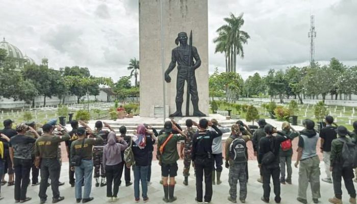 Dalam Rangka Hari Sumpah Pemuda, DPC Hipakad Tulungagung Gelar Kerja Bakti 