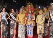 Waowww !!! Miss Universe Asal Swiss Meriahkan Hari Jadi Tulungagung Ke-817