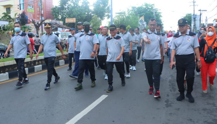 Peringati Hari Korpri ke – 51, Pemkab Lampura Gelar Jalan Sehat