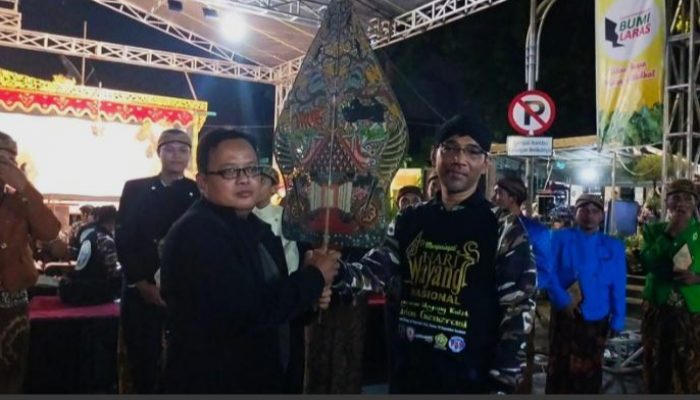 Peringati Hari Wayang Nasional, Sanggar Bumi Laras Manunggal Gelar Wayang Kulit Dengan 20 Dalang