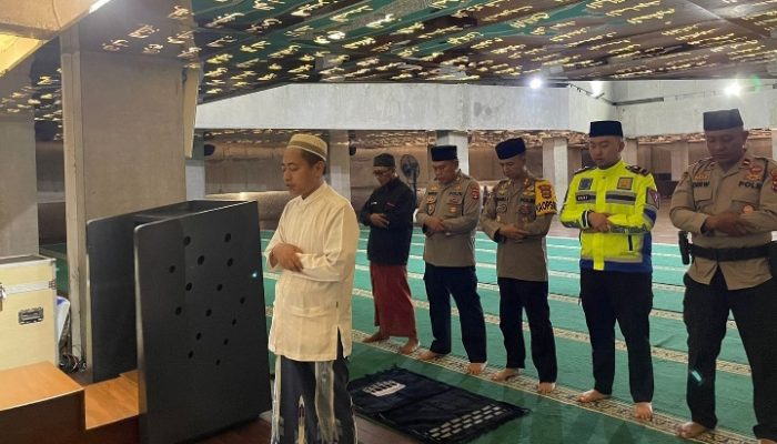 Jalin Ukhuwah Islamiah Antar Kapolres, Kapolres Tubaba Gelar Shallat Subuh Berjamaah