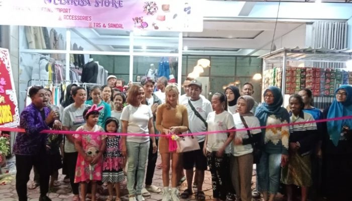 Grand Opening Clarissa Store dan Angkringan CS, Cukup Meriah