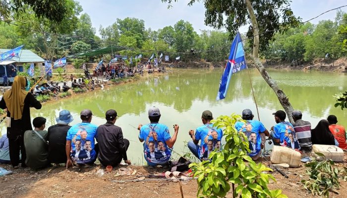 Mancing Gratis Warnai HUT Demokrat. Wansori Kami Akan Serap Aspirasi Masyarakat 