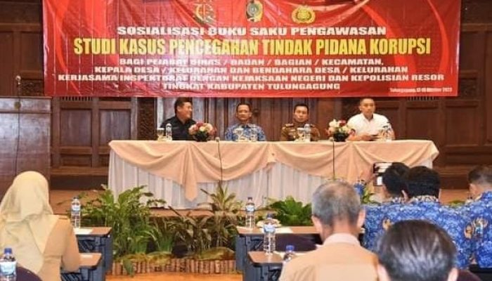 Pemkab Tulungagung Sosialisasi Buku Saku Pengawasan Studi Kasus Pencegahan Tindak Pidana Korupsi