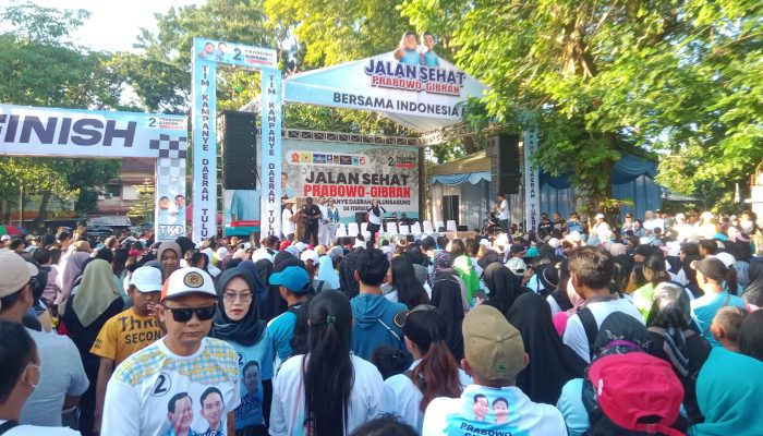 Warga Tulungagung Ikuti Jalan Sehat, Satukan Tekad Menangkan Prabowo – Gibran Satu Putaran