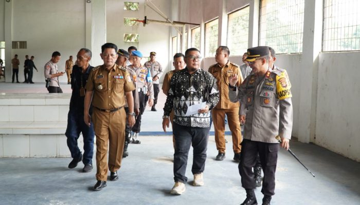 Pj Bupati Tinjau Kesiapan Lokasi Rapat Pleno Tingkat Kabupaten Tubaba