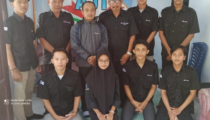 Penutupan Massa Praktek Kerja Lapangan ( PKL)  SMKN 1 Boyolangu di Aliansi Jurnalis Tulungagung