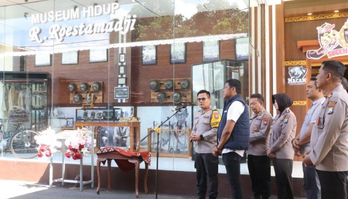 Tambah Koleksi, Kapolres Trenggalek Resmikan Revitalisasi Museum Hidup R. Roestamadjia