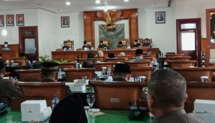 Rapat Paripurna Persetujuan Bersama Ranperda tentang Pertanggungjawaban Pelaksanaan APBD TA 2023