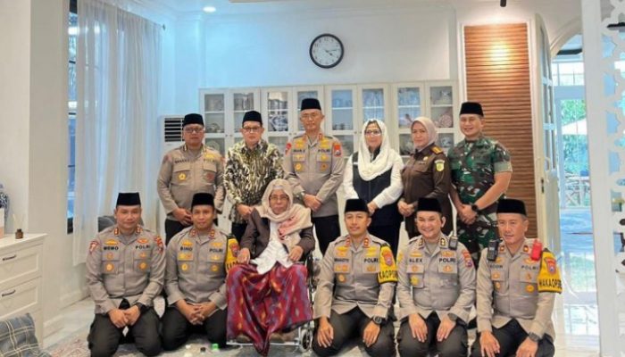 Kapolres Kediri Kota dampingi Kunjungan Kapolda Jatim ke Ponpes Al Falah Ploso