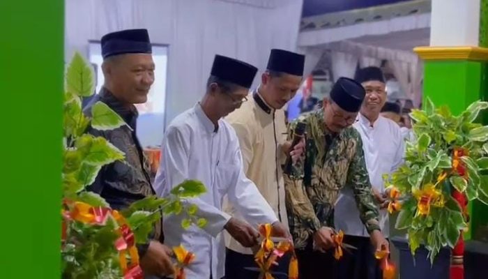 Bakal Calon Bupati Tulungagung Maryoto Bhirowo Hadiri Tasyakuran Peresmian Masjid Al-Ikhlash di Desa Besuki