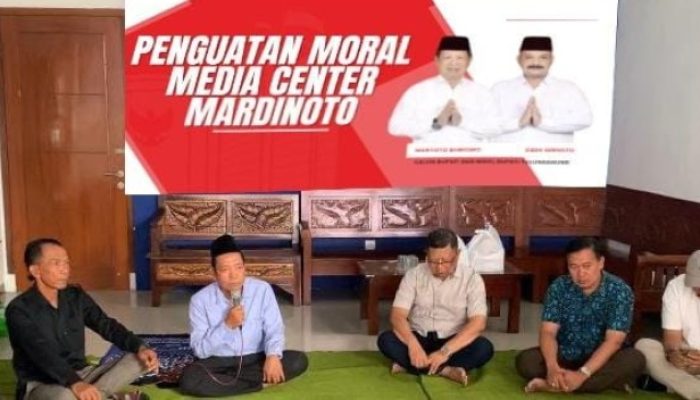 Calon Bupati Maryoto Birowo Kunjungi Posko Pemenangan dan Media Center