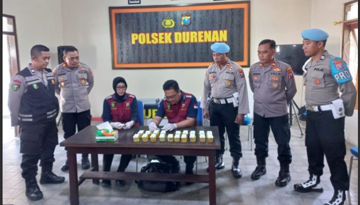 Polres Trenggalek Gelar Pemeriksaan Urine Mendadak di Polsek Durenan