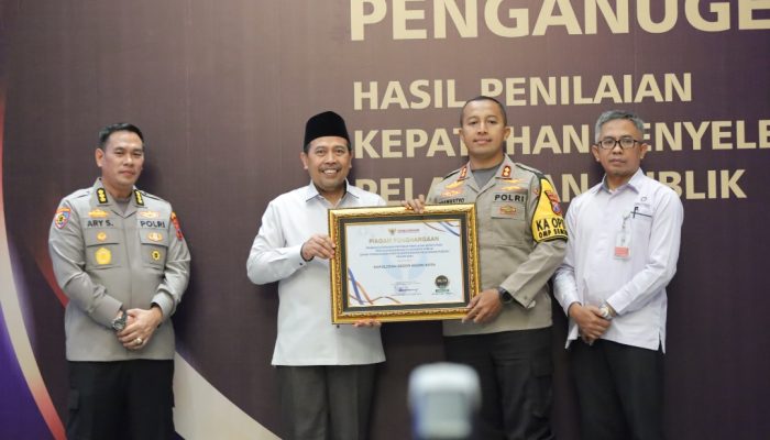 Kapolres Kediri Kota Raih Apresiasi Ombudsman RI atas Inovasi Pelayanan Publik