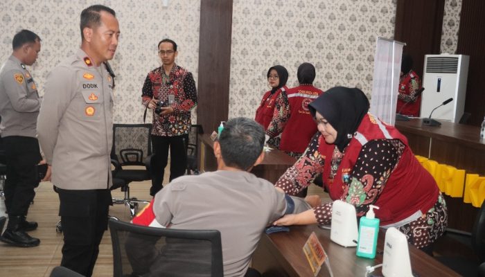 Polres Kediri Kota Gelar Vaksinasi Hepatitis B Tahap Pertama untuk Anggota