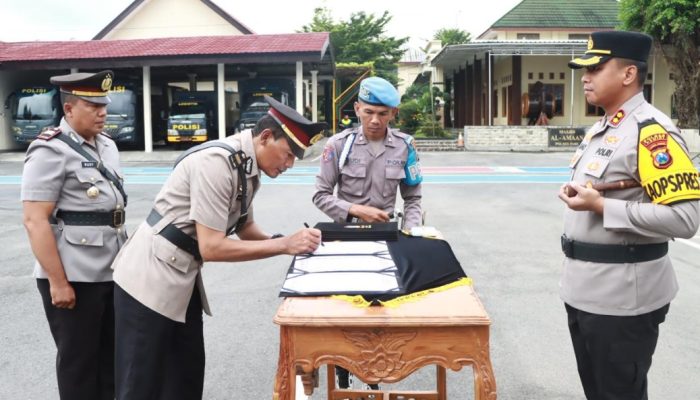 Polres Kediri Gelar Sertijab Kasat Narkoba dan Empat Kapolsek