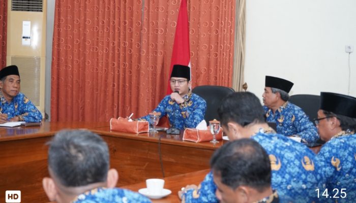 Kumpulkan Semua Potensi, Mas Ipin Gelar Rapat Staf Penanganan Pasca Bencana di Kabupaten Trenggalek.